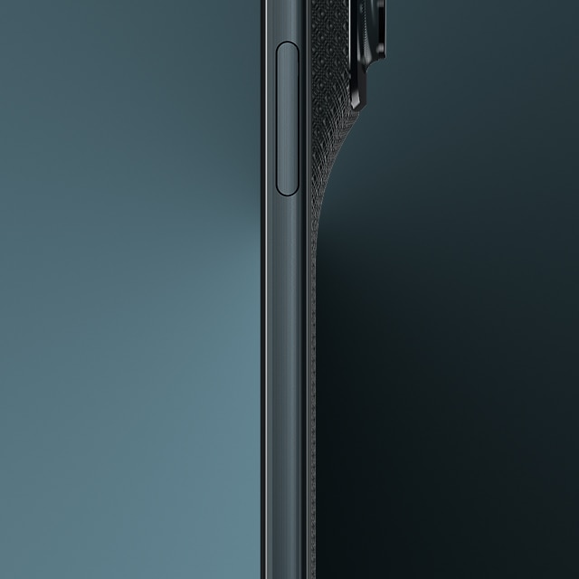 Motorola Folding Phone with 8.1in Display and Moto Pen Ultra